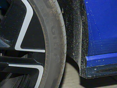 2025�� 300TSI R-Line