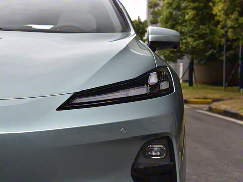 2025�� 230UltraǬ���Ǽ�ADS SE���̰�