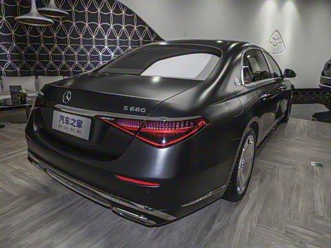 2024�� S 680 4MATIC