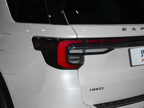 2024��  2.3T EcoBoost �����ѽ�� 7��