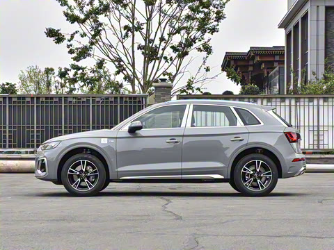 2025�� 45�����ذ� 40 TFSI ʱ�ж�����