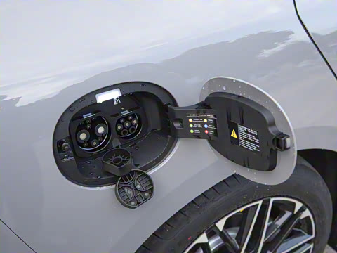 2025�� EV 605KM�����