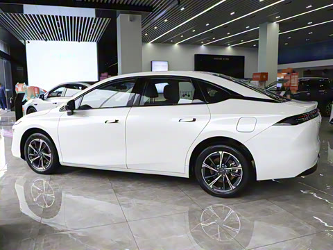 2025�� 70 ����� 53.7kWh