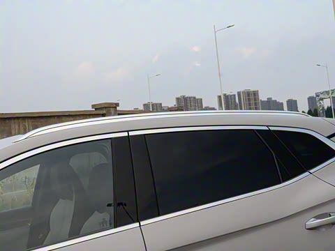 2025�� EV 520km �����