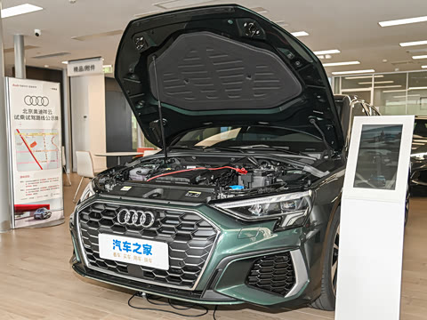 2024�� A3L Limousine 35 TFSI ʱ���˶���