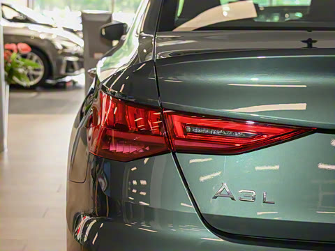 2024�� A3L Limousine 35 TFSI ʱ���˶���