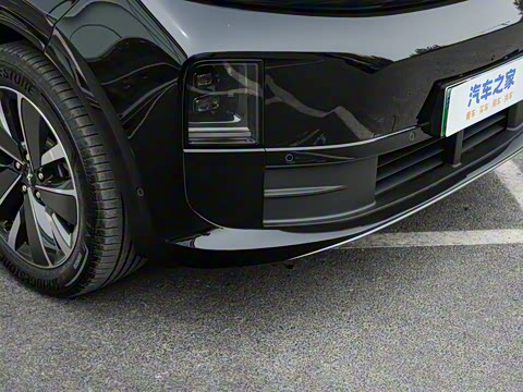 2025�� Pro ���ܻ��°�