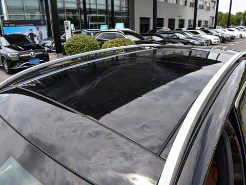 2025�� �Ŀ� GLC 300 L 4MATIC ������ 5��