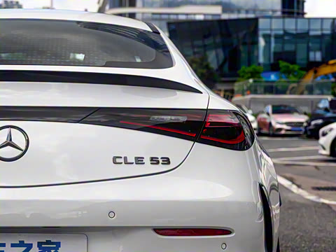 2024�� AMG CLE 53 4MATIC+ ���ܳ�