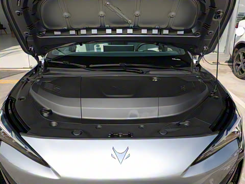 2024�� 560PRO 185kW