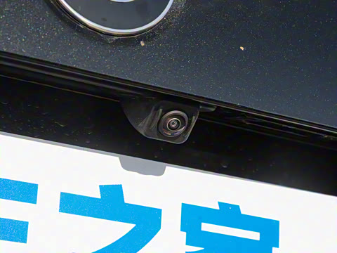 2025�� 225i M�˶���ҹ��װ