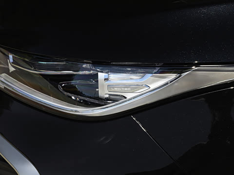 2025�� 300T ������ҫ��