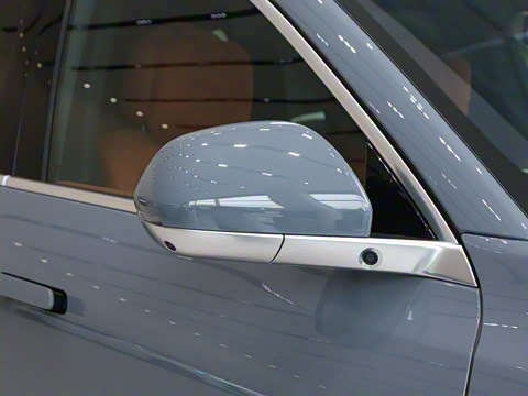 2025�� Ultra ���ܻ��°�