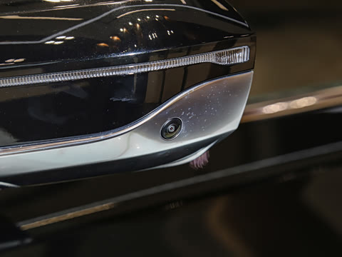 2023�� eDrive50L ����������װ