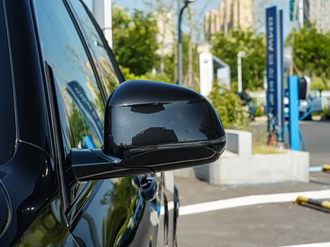 2025�� xDrive 40Li M�˶���ҹ��װ