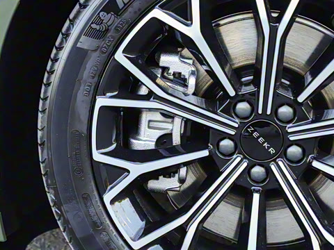 2025�� �����������Ǽݰ� 100kWh