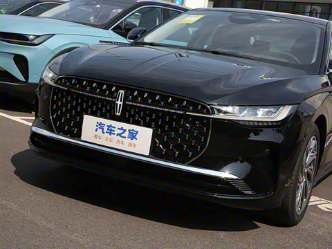 2025�� 2.0T ���ݰ�