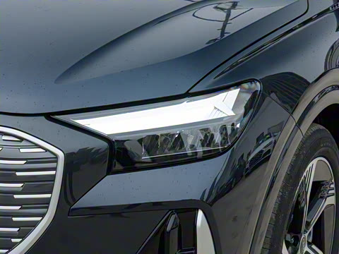 2024�� 40 e-tron ������