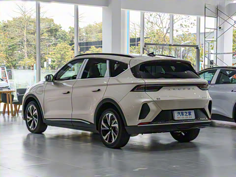 2025�� 688MAX 175kW