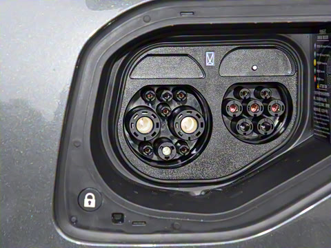 2025�� Ultra ���̰�