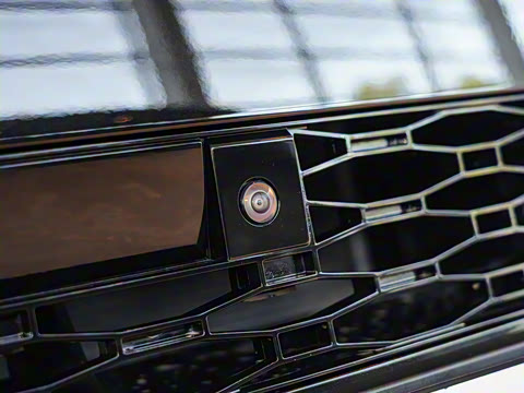 2025�� 400PS Dynamic SE