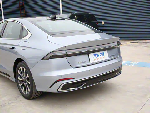 2025�� 2.0T ���а�