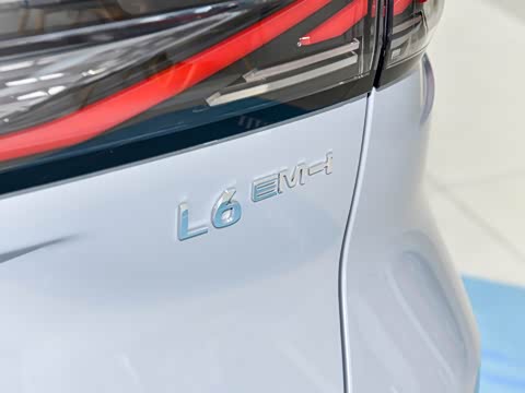 2025�� EM-i 60km ������