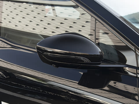 2025�� 680 Ultra������