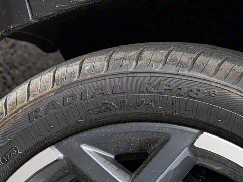 2025�� �Ǽݰ� 305km ���ɰ�