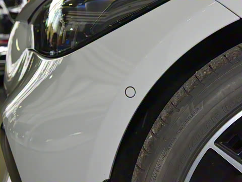 2024�� AMG CLE 53 4MATIC+ ���ܳ�