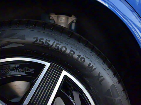 2025�� GLC 260 4MATIC ����SUV