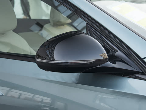 2025�� E 300 ʱ�����˶���