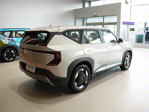 2025�� 530 Light