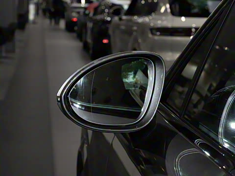 2025�� Cayenne 3.0T ���۰�