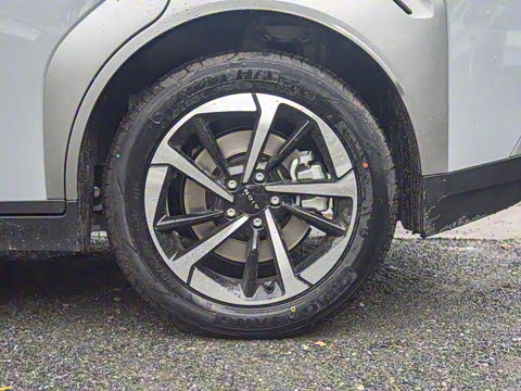 2025�� Plus 510 ������