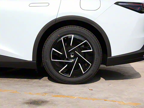 2024�� 560PRO 185kW