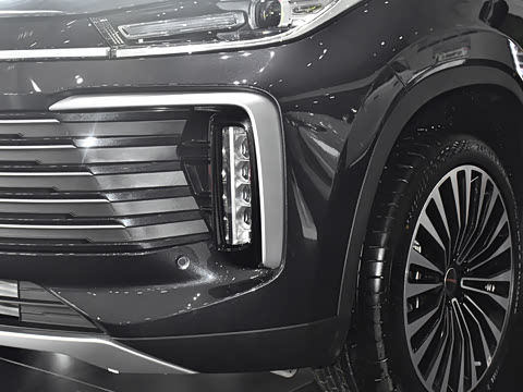 2025�� 400T ���������