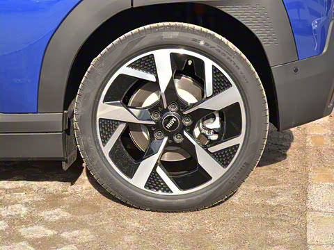 2024�� E ������