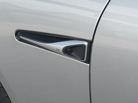 2023�� P7i 702 Max