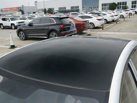 2023�� EV 500��Ļ��ͻ���