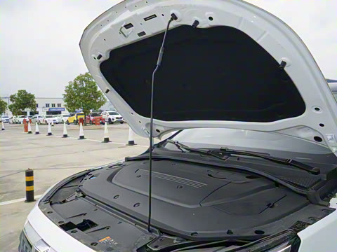 2023�� EV 500��Ļ��ͻ���