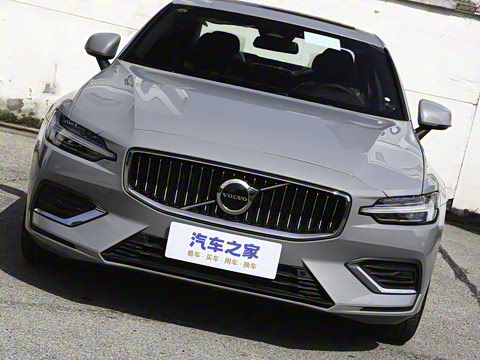 2025�� B4 ���ݺ�����