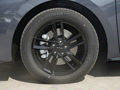 2025�� 650�Ǻ���