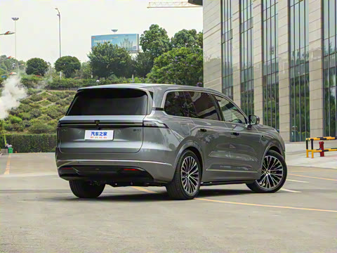 2025�� ����Ultra+ �߶���