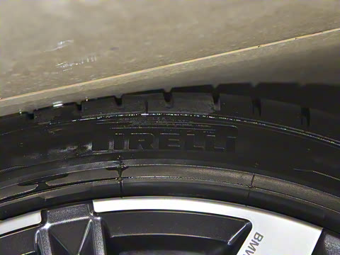 2025�� 330i 50����������