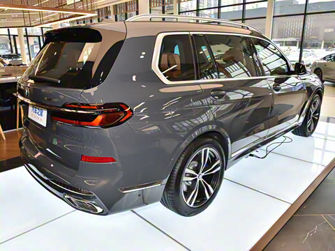 2024�� xDrive40i ������M�˶���װ