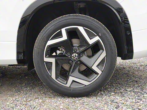 2025�� ̽��L 330TSI ������ӢCity��