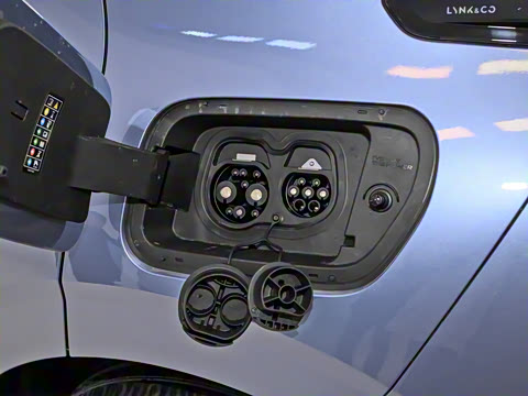 2025�� 530km ����Max