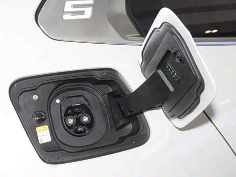 2025 eDrive 35L M˶װ