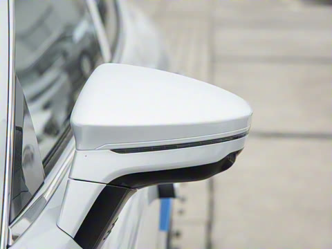 2025�� 130km EM-i ������